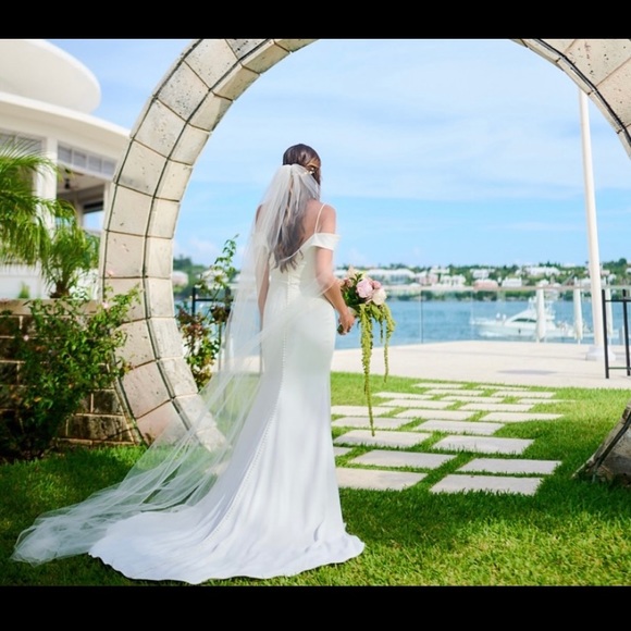 Illusions Accessories - Bridal Veil